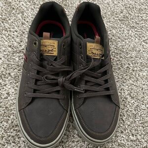 Men’s Levi’s shoes